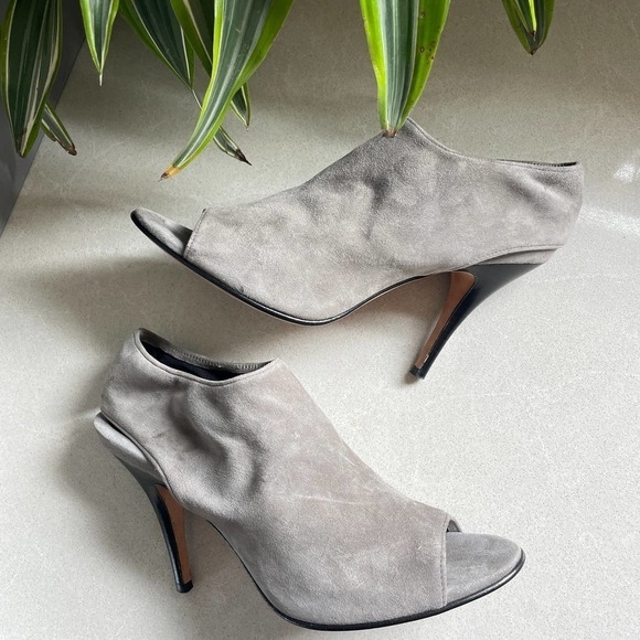 Cole Haan Suede Peep Toe Bootie 11 Gray Heel Shoetie Boot - Picture 1 of 9